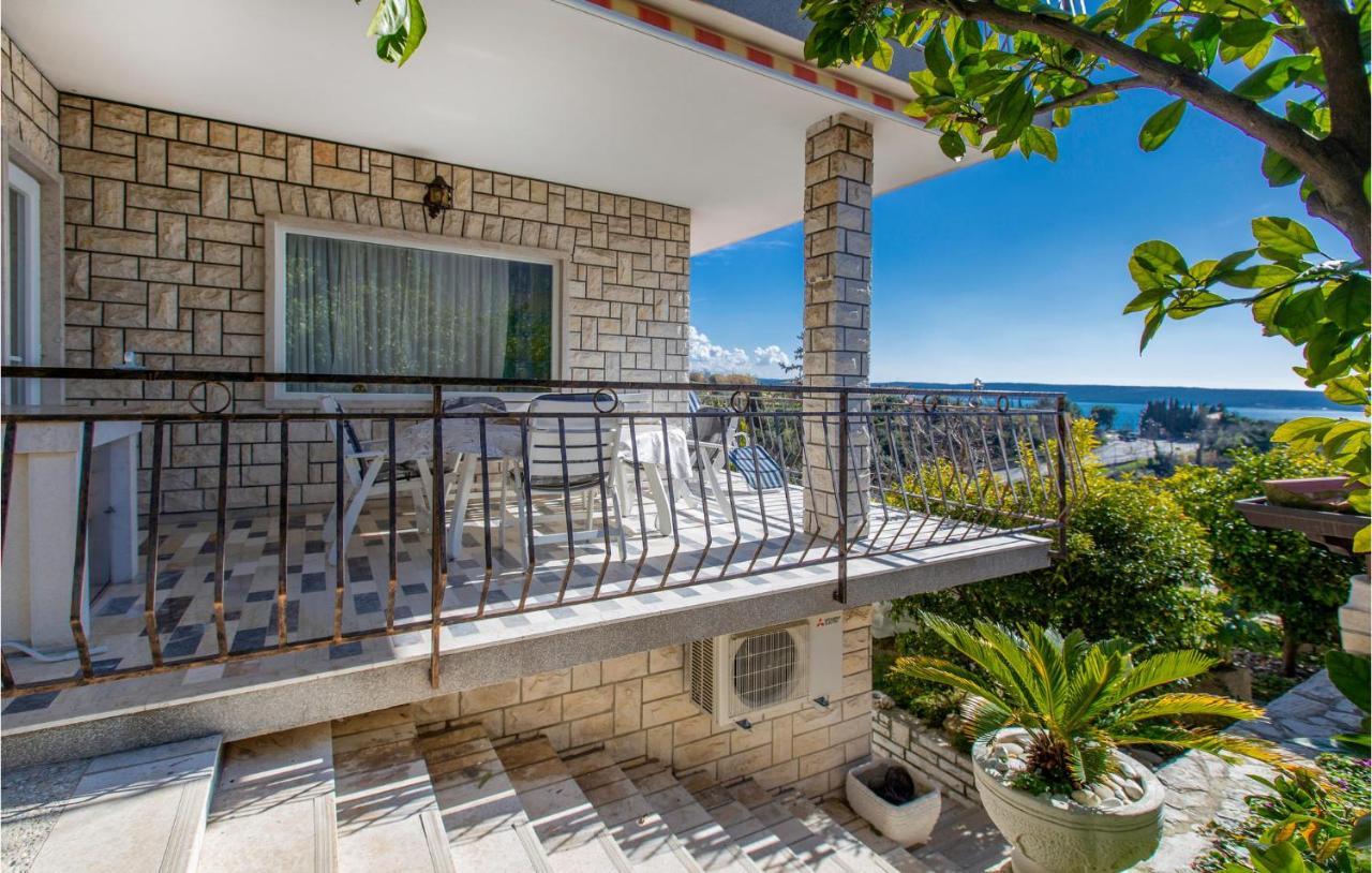 1 Bedroom Awesome Apartment In Piran Buitenkant foto
